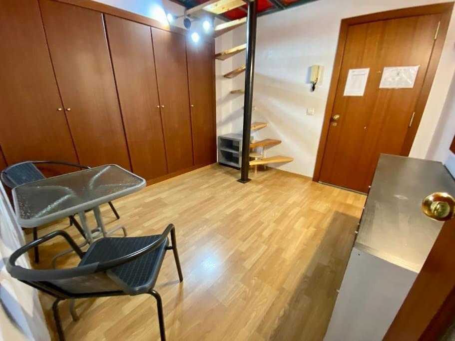 Prober-el Tarter Apartment